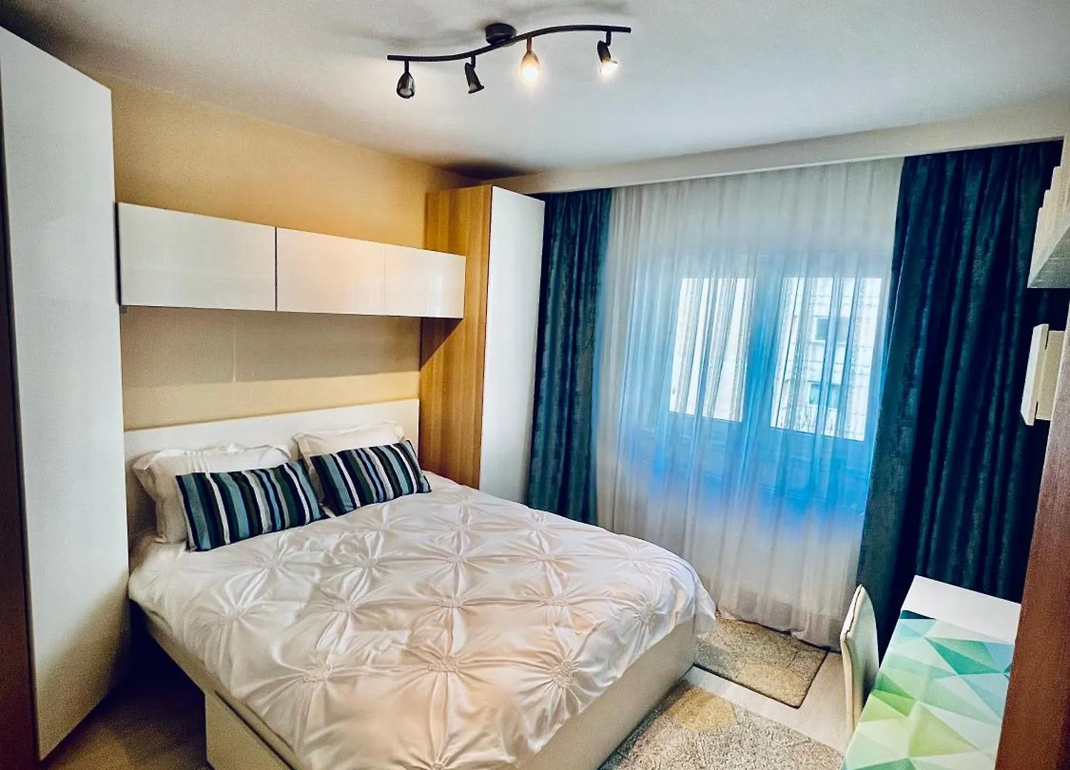 Emerald Apartment Bucureşti