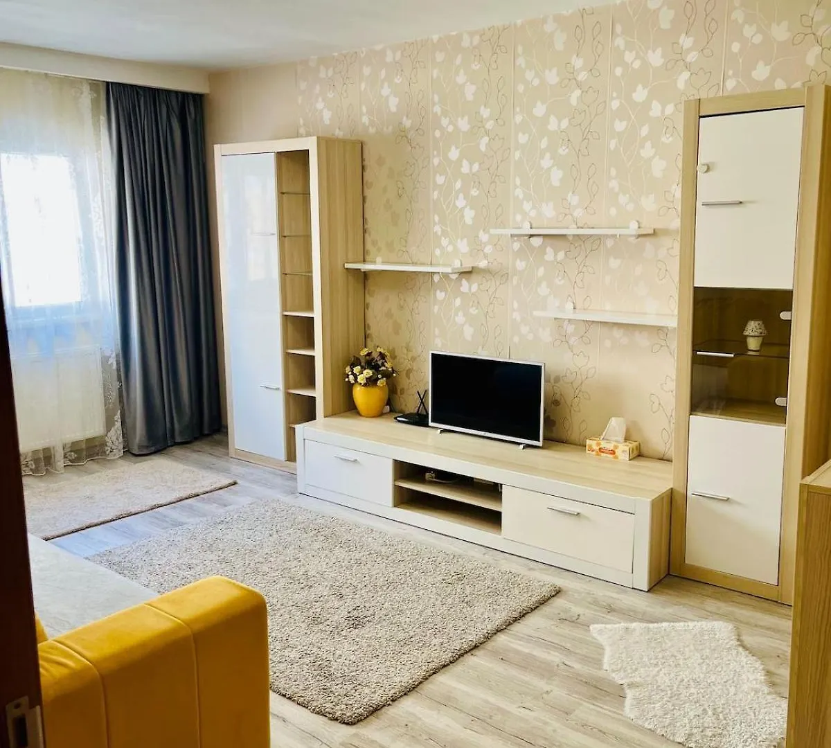 Emerald Apartment Bucharest